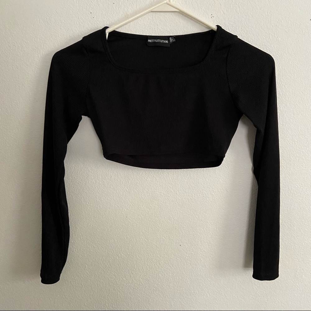 Square neck ribbed long sleeve top
